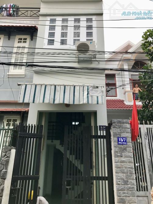 [SIÊU RẺ] CHO THUÊ NHÀ 3 TẦNG HẺM HỒNG BÀNG, 65M2, NGANG 3,2M, 2PN, GIÁ 7TR/ THÁNG