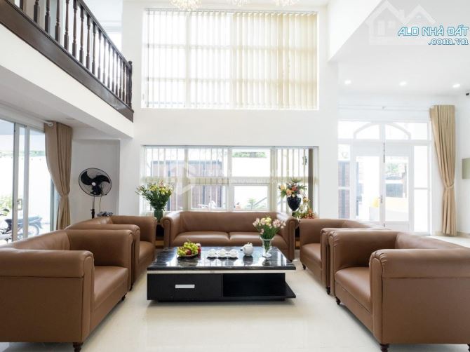 BÁN CĂN BIỆT THỰ 1 TRỆT 2 LẦU ĐẸP LUNG LINH MẶT TIỀN NỘI BỘ THI SÁCH BÃI SAU VŨNG TÀU - 3