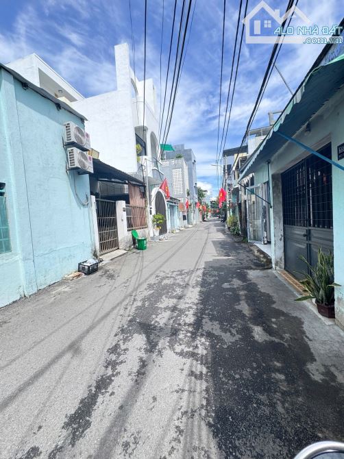 Bán nhà 3 tầng + 60m đất kiệt ô tô thông đường Bùi Tá Hán Khu Nam Việt Á ngang 5,3m - 10