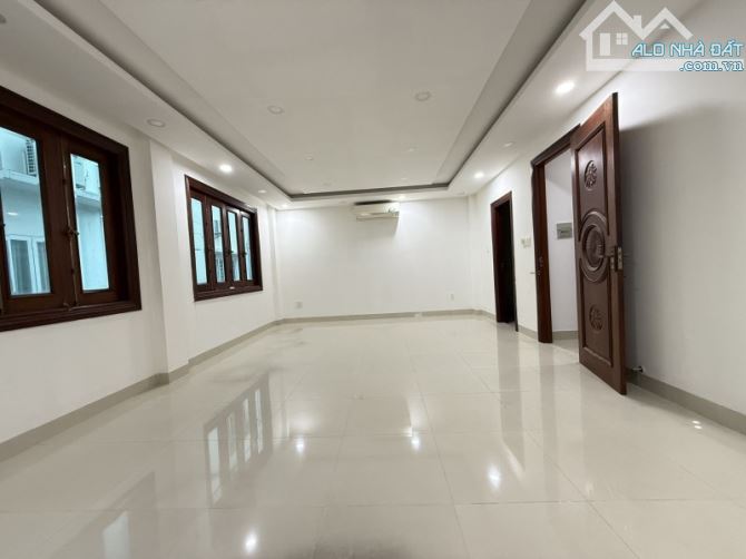 CẦN BÁN BIỆT THƯ CĂN ĐÔI GÓC – KDC VEN SÔNG – TÂN PHONG, QUẬN 7 – 258m² (15 x 18) – HẦM - 10