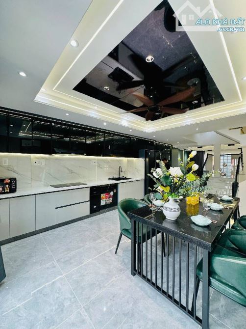 Siêu phẩm 5 tầng gara ô tô 7 chỗ DT 4,2 x 12m full nội thất đường Lê Đức Thọ P16 Gò Vấp - 10