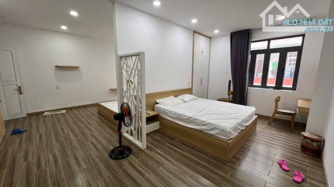 Bán nhà mặt tiền NGUYỄN THIỆN THUẬT,  2 mặt tiền trước sau. Lô đất cực đẹp và rẻ. ngang 7m - 10
