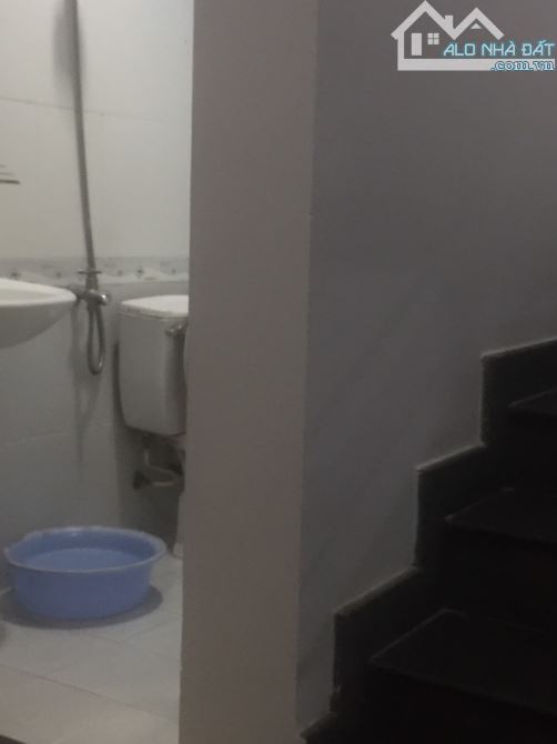Cần BÁN NHÀ ĐƯỜNG NGUYỄN VĂN QUỲ QUẬN 7 DT4,1X11,2 M 1 TRỆT 2 LẦU 4 PN GIÁ 3,1 TỶ - 10