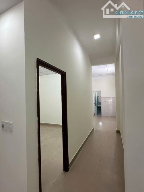 💥🏡CHO THUÊ NHÀ 3 TẦNG 160M2, 7 PHÒNG NGỦ MẶT TIỀN 30/4 - 10