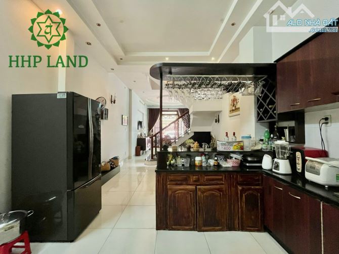 Cho thuê nhà 1 trệt 2 lầu full nội thất gần bệnh viện Shingmark, Long Bình Tân - 11