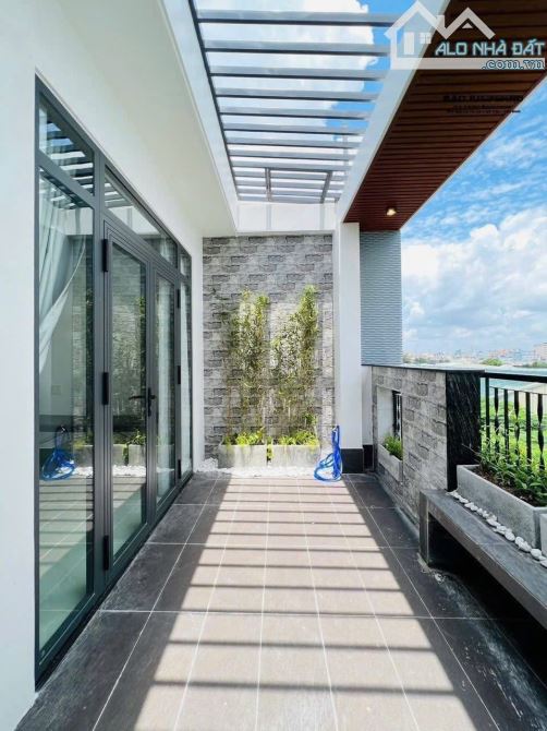 Mang 4 đồng chốt ngay nhà Nguyễn Biểu, P1, Quận 5 -Giá:4tỷ890/81m2 (4,5x18)-Sổ đầy đủ - 11