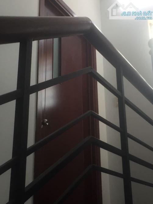 Cần BÁN NHÀ ĐƯỜNG NGUYỄN VĂN QUỲ QUẬN 7 DT4,1X11,2 M 1 TRỆT 2 LẦU 4 PN GIÁ 3,1 TỶ - 11