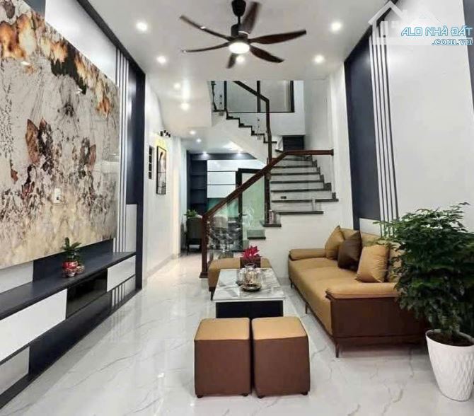 SIÊU PHẨM Ô TÔ ĐỖ GẦN, nhà phố Lê Trọng Tấn, Hà Đông, 43m 5 tầng nhỉnh 8 tỷ, CÓ TL. - 1
