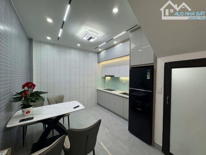 KHƯƠNG HẠ, NGÕ TO NHƯ PHỐ, 7.5 TỶ 34M2 5T4N, GẦN NGÃ 4 SỞ, NỘI THẤT XỊN SÒ, THÔNG TỨ TUNG - 1