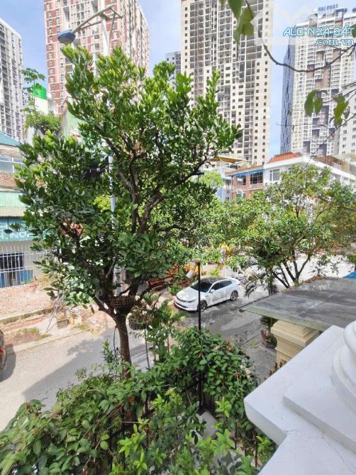 Nhà Chú Tuấn Bán gấp Biệt thự Văn Khê 180 m2 4 Tầng Giá 36 Tỷ - 1