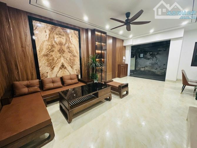 Nhà đẹp Sài Đồng _ Long Biên, DT 50m x MT 5.8m x giá 8.6 tỷ tặng full nội thất - 1