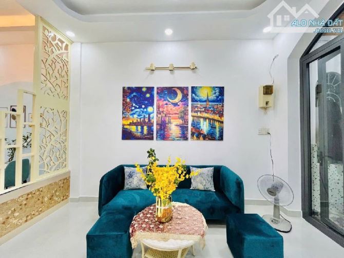 Nhà Phú Nhuận, 2 lầu, 3 PN, cách sân bay 10p, nhỉnh 5 đồng - 1