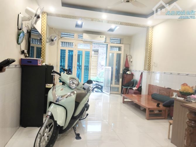 Bán nhà khu Tên Lửa hẻm xe hơi 48m2, 4x12, 2 Tầng BTCT giá 5.1T - 1