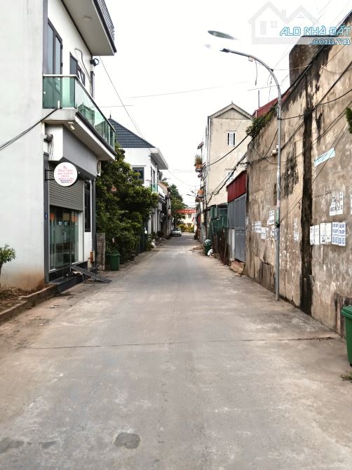 Lô góc siêu đẹp đường thông ô tô 💸 giá hơn 1tỷ 👉 chương dương -thường tín - 1