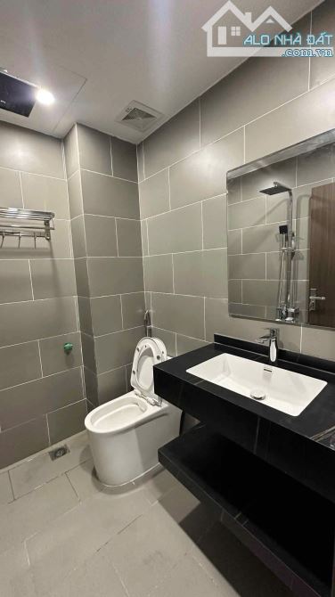 BÁN NHÀ CCMN KHƯƠNG TRUNG 95M2, 7 TẦNG THANG MÁY, 18 CĂN HỘ KHÉP KÍN  DÒNG TIỀN 130 TR/TH - 1