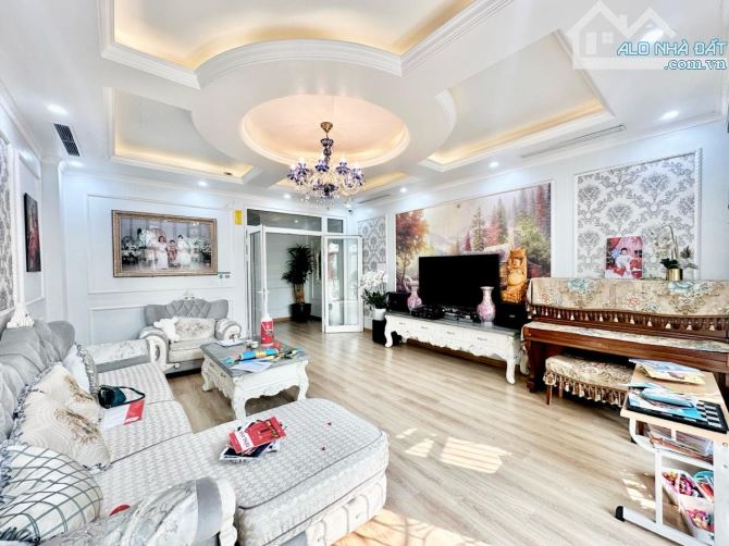 Biệt thự Làng Việt Kiều Châu Âu, vỉa hè, ô tô tránh đỗ, gara, full NT, mặt tiền 8m 140m*4T - 1