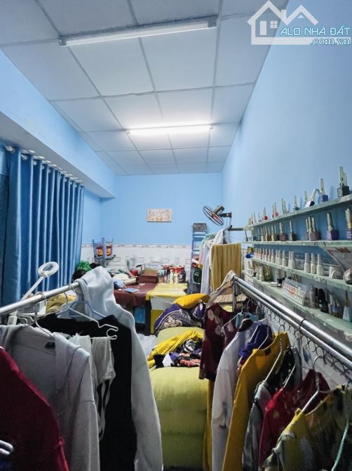 Nhỉnh 70 triệu/m2 nhà 70m2 giá 5,35 tỷ giáp Bình Thạnh đường Nguyễn Văn Công P3 Gò Vấp - 1