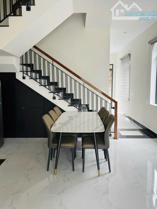 Bán Homestay 2 tầng Hội An, DT 350m2 ngang 10m, khai thác 25 triệu/tháng chỉ 9.x tỷ - 1