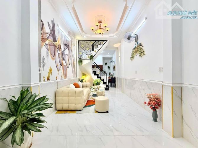 Bán nhà 2 tầng full nội thất mới đẹp 4,18 tỷ đường Bùi Quang Là Phường 12 Quận Gò Vấp - 1