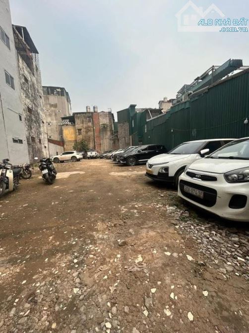 Bán đất Tôn Đức Thắng quận Đống Đa 418m2 MT12m-Ô Tô Tránh Vỉa Hè Xây Toà Nhà Cực Đẹp - 1