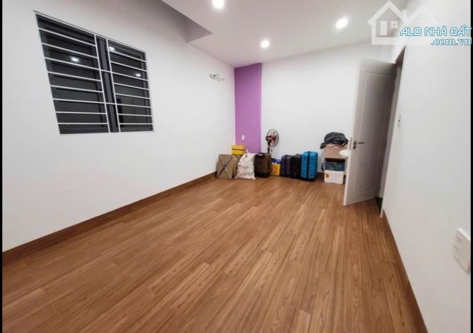 Bán nhà 3 tầng + 60m đất kiệt ô tô thông đường Bùi Tá Hán Khu Nam Việt Á ngang 5,3m - 1