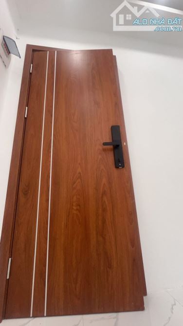 BÁN CĂN HỘ TẬP THỂ TẦNG 3 – NHÀ F, NGUYỄN TRÃI, THANH XUÂN. 68 M2 – 2PN. 2,6 TỶ - 1
