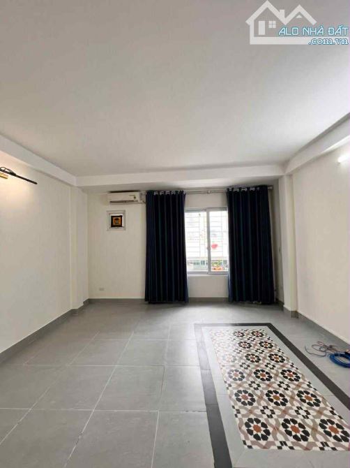 Căn duy nhất! Bán nhà Tân Mai, ngõ thông, 3 gác, nhà quá đẹp, nội thất cao cấp, 38m2 giá 7 - 1