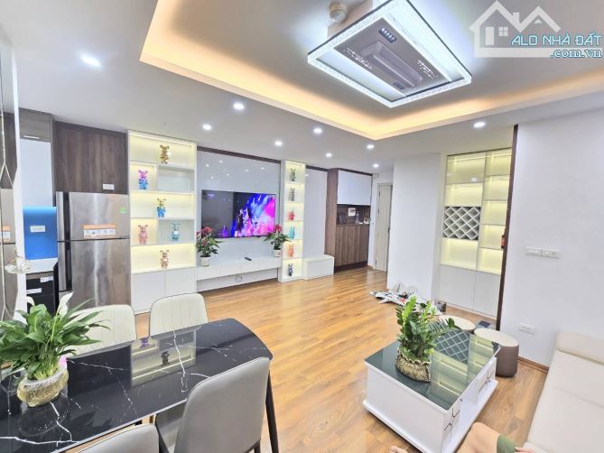 Chính chủ cần bán căn 82m2, 3 phòng ngủ,lô góc Phúc Lợi,hàng xóm Vin Long Biên,chỉ 5,05 tỷ - 1