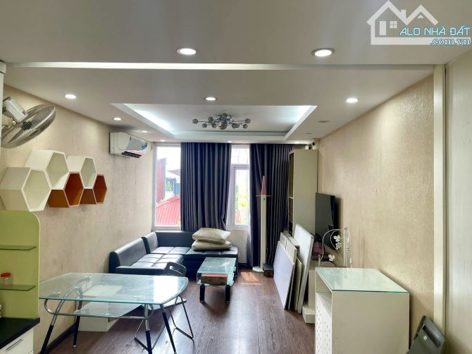 CỰC HIẾM! NHÀ 5 TẦNG KINH DOANH - NGÕ THÔNG Ô TÔ PHỐ LƯƠNG ĐÌNH CỦA - HAI MẶT THOÁNG 11 TỶ - 1