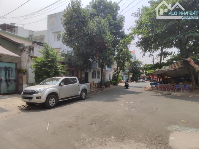 Lô đất 3 MT đường 10m, Bình Trưng Đông, Quận 2, 7575m2, giá 300 tỷ - 1