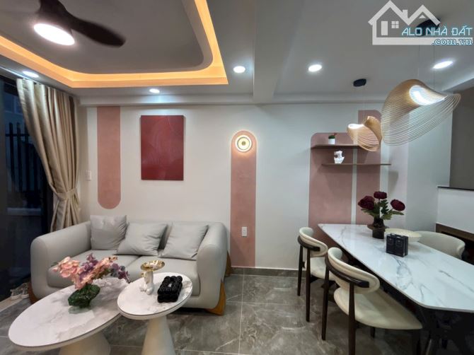Bán nhà đẹp 5 tầng 5 PN Phan Tây Hồ - Phan Đăng Lưu - Phan Xích Long - 1
