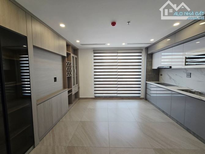 Bán nhà phân lô KĐT Đại Kim  Nguyễn Cảnh Dị dt 60m 5 tầng mt4.5m giá 18 tỷ - 1