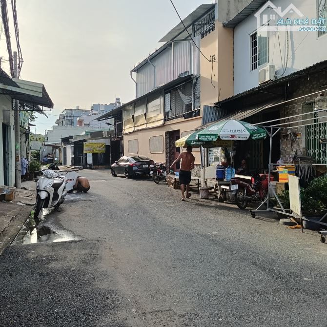 Trung Mỹ Tây 13, Q12. 121m2 nở hậu. Chủ cần chuyển về quê bán gấp. - 1
