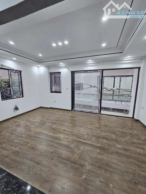 TÁI ĐỊNH CƯ THANH AM - THƯỢNG THANH HƠN 8 TỶ - THANG MÁY - Ô TÔ 7 TẦNG DT 40M - 1