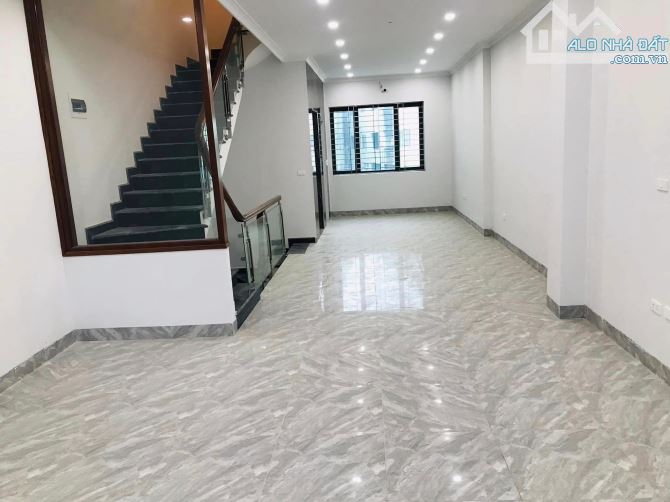 BÁN NHÀ YÊN NGHĨA HÀ ĐÔNG_PHÂN LÔ VỈA HÈ_SÁT KHU BT_GẦN VIỆN NHI TRUNG ƯƠNG_55M_GIÁ:12,3TỶ - 1