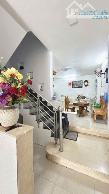 BÁN NHÀ 4 TẦNG ĐƯỜNG SỐ 10 P.BHHB 5X18 HẺM XE HƠI THÔNG CHÍNH CHỦ GIÁ 6,4TỶ TL - 1