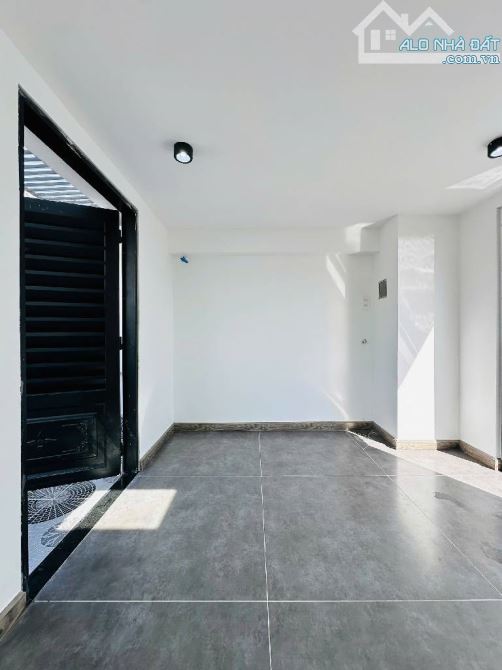 Siêu phẩm 5 tầng gara ô tô 7 chỗ DT 4,2 x 12m full nội thất đường Lê Đức Thọ P16 Gò Vấp - 1