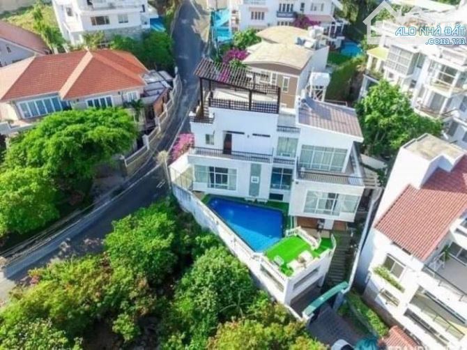 BÁN BIỆT THỰ 1 TRỆT 2 LẦU HỒ BƠI VÔ CỰC VIEW TRỰC DIỆN BIỂN ĐỒI SỨ VŨNG TÀU - 1