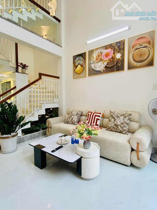 DUY NHẤT 1 CĂN NẰM NGAY MT NGUYỄN PHI KHANH,QUẬN 1-GIÁ:5.33TỶ/85.4M2 (6.1x14M) - 1