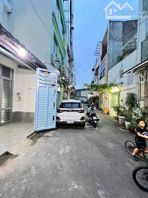 QUẬN 12, BÁN NHÀ NGAU CHỢ CẦU ĐỒNG, THẠNH LỘC 16 DT 5x11m - 1