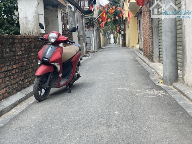 CHỦ CẦN BÁN 50M ĐẤT HẢI BỐI NHỈNH 4 TỶ - 1