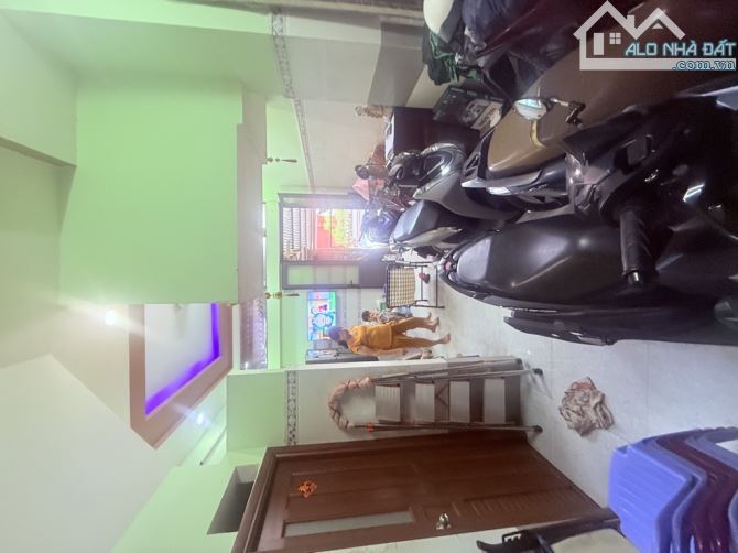 BÁN NHÀ MẶT TIỀN TÂN THÀNH, QUẬN 11, 53M2 - 1