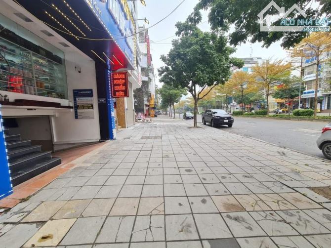 🏢 DT KHỦNG 6 TỶ/NĂM – BÁN NHÀ MẶT PHỐ TRUNG TÂM ĐỐNG ĐA – 520M2 – 8 TẦNG –  CHỈ 360 TỶ 🏢 - 1
