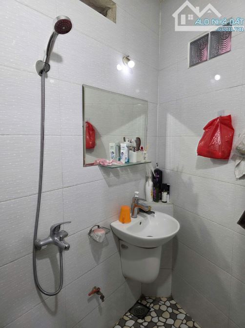 bán 58 m2 ĐẤT Ngọc Lâm tặng nhà 2 tầng - cách nhà ra phố - nhỉnh 8 tỷ - 1