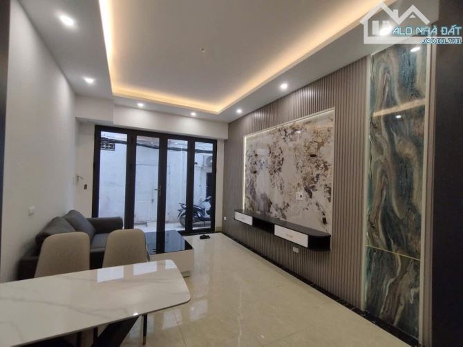 SIÊU PHẨM HIẾM - NHÀ ĐẸP FULL NỘI THẤT - GIÁ RẺ TRUNG TÂM THANH XUÂN. - 1