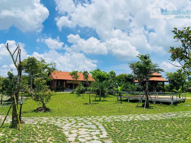 Nhà vườn nghỉ dưỡng 5000m2, góc 2MT cách Hồ Cốc 15km, Xuyên Mộc, BRVT