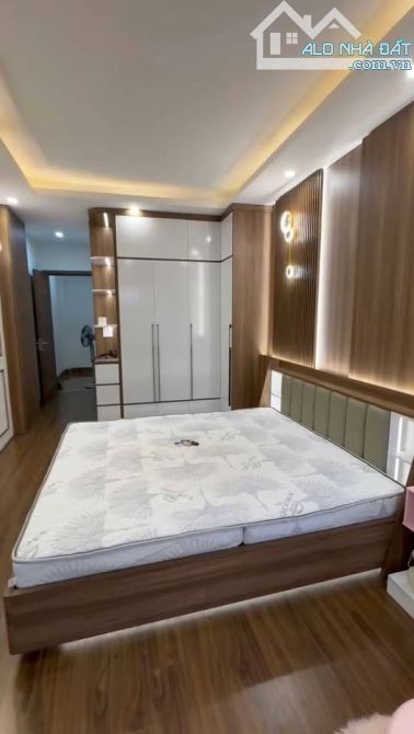 🔥 NHÀ MỚI  – 7 TẦNG – THANG MÁY – 1 NHÀ RA PHỐ THẠCH BÀN – FULL NỘI THẤT – SỔ ĐỎ CHỦ 🔥ÍN - 1