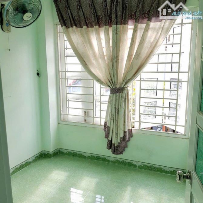 [SIÊU RẺ] CHO THUÊ NHÀ 3 TẦNG HẺM HỒNG BÀNG, 65M2, NGANG 3,2M, 2PN, GIÁ 7TR/ THÁNG - 1