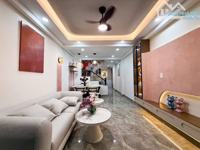 BÁN NHÀ PHAN TÂY HỒ - KHU VIP PHAN XÍCH LONG -  NHÀ ĐẸP GIA CHỦ LÀ KIẾN TRÚC SƯ • 46M² - 14
