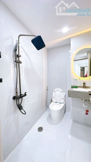 NHÀ MỚI 100% Q4 KÈO THƠM KHU DÂN CƯ HIỆN HỮU KHÔNG LO GIẢI TOẢ ĐƯỜNG TÔN THẤT THUYẾT - 14